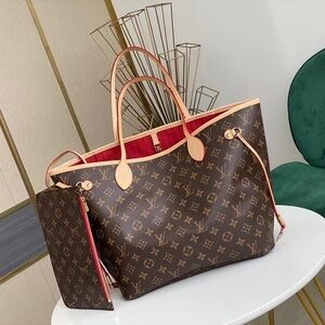 🧚🏻‍♀️Louis Vuitton 🧚🏻‍♀️NEVERFULL MM Monogram Cherry with Pouch